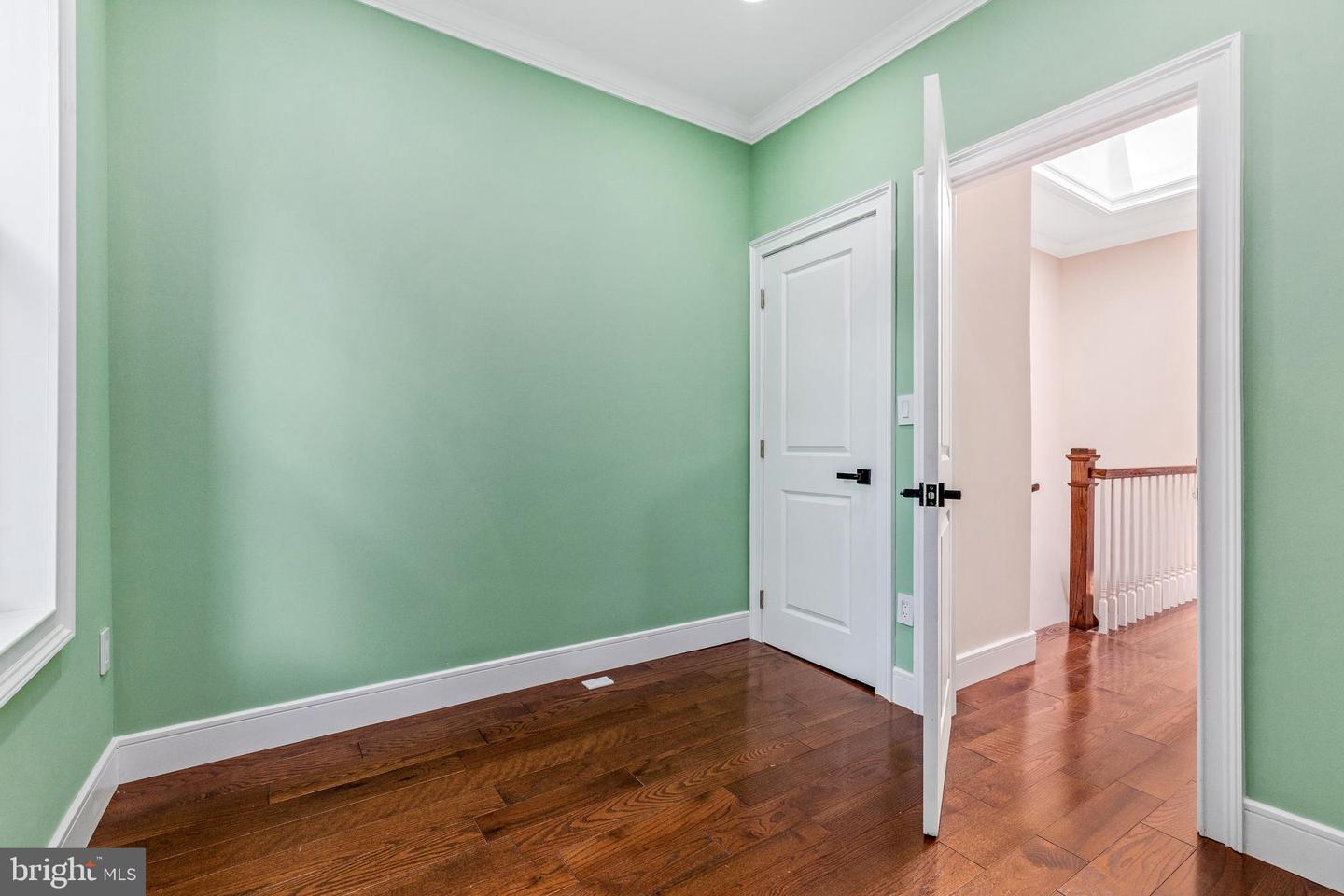 36 U ST NW, WASHINGTON, District Of Columbia 20001, 4 Bedrooms Bedrooms, ,2 BathroomsBathrooms,Residential,For sale,36 U ST NW,DCDC2213456 MLS # DCDC2213456