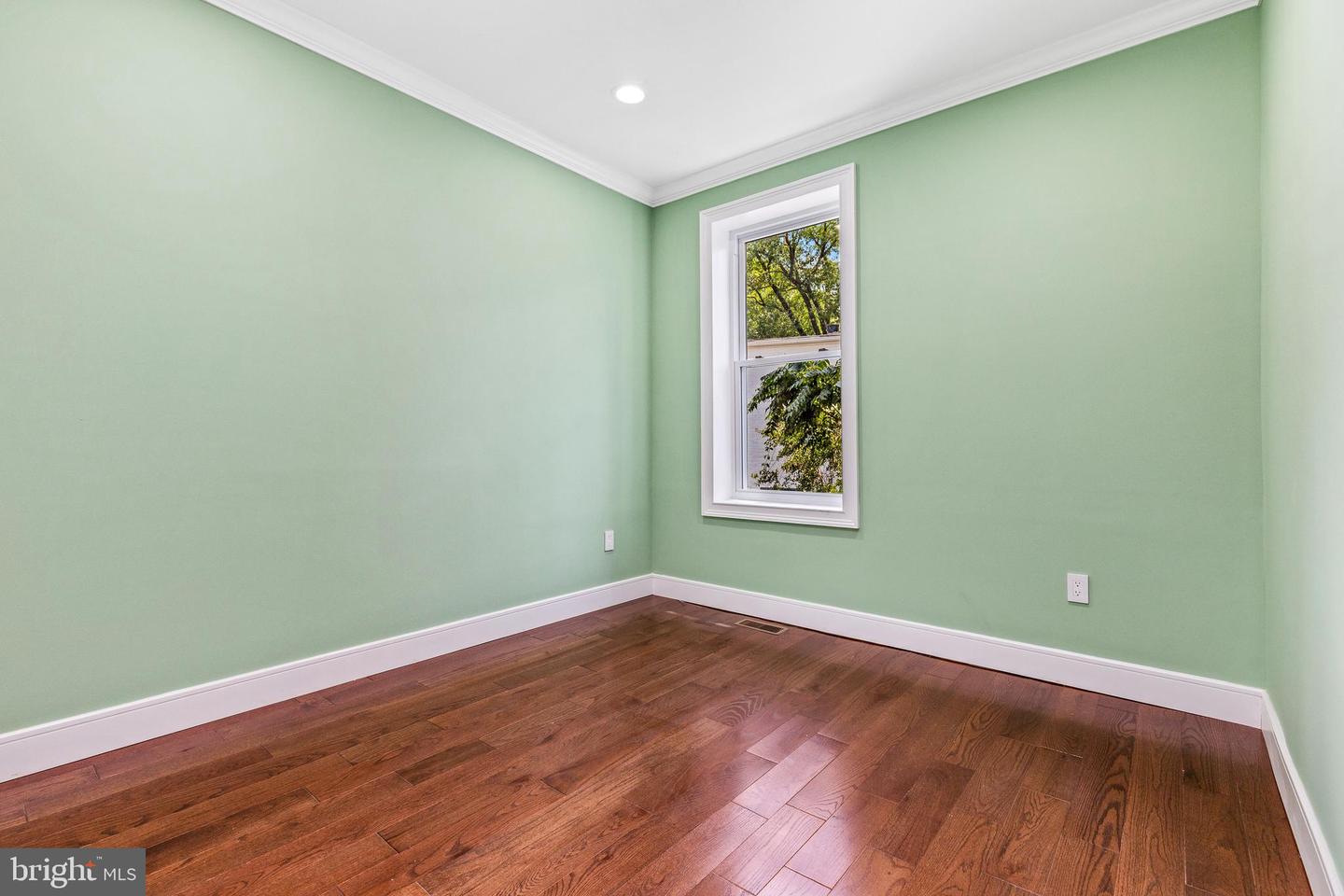 36 U ST NW, WASHINGTON, District Of Columbia 20001, 4 Bedrooms Bedrooms, ,2 BathroomsBathrooms,Residential,For sale,36 U ST NW,DCDC2213456 MLS # DCDC2213456