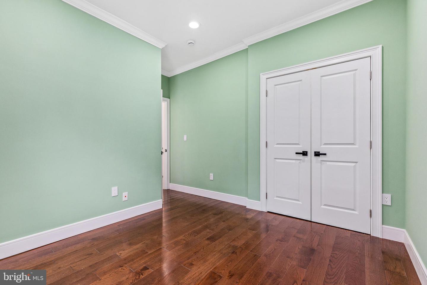 36 U ST NW, WASHINGTON, District Of Columbia 20001, 4 Bedrooms Bedrooms, ,2 BathroomsBathrooms,Residential,For sale,36 U ST NW,DCDC2213456 MLS # DCDC2213456