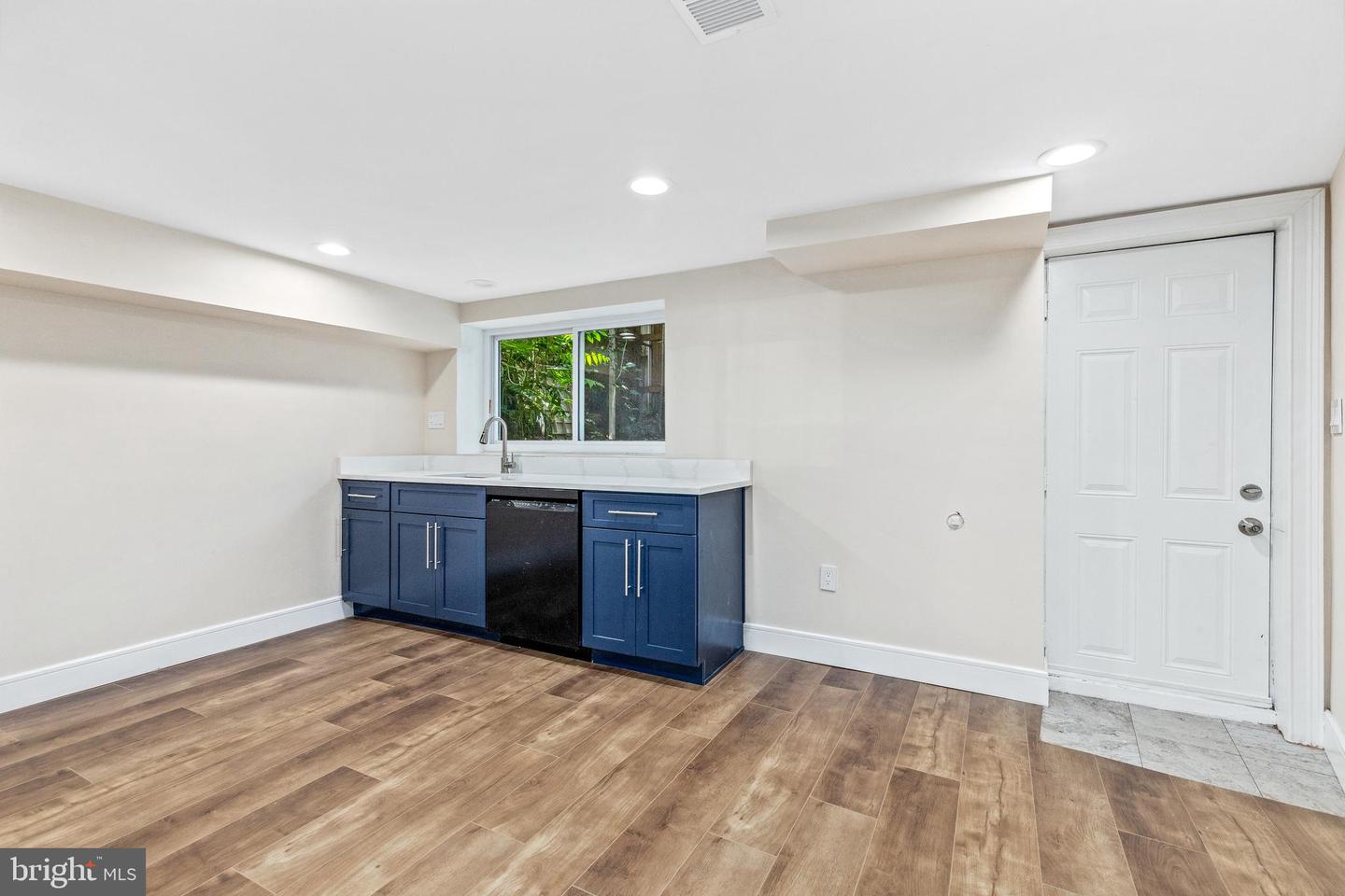 36 U ST NW, WASHINGTON, District Of Columbia 20001, 4 Bedrooms Bedrooms, ,2 BathroomsBathrooms,Residential,For sale,36 U ST NW,DCDC2213456 MLS # DCDC2213456