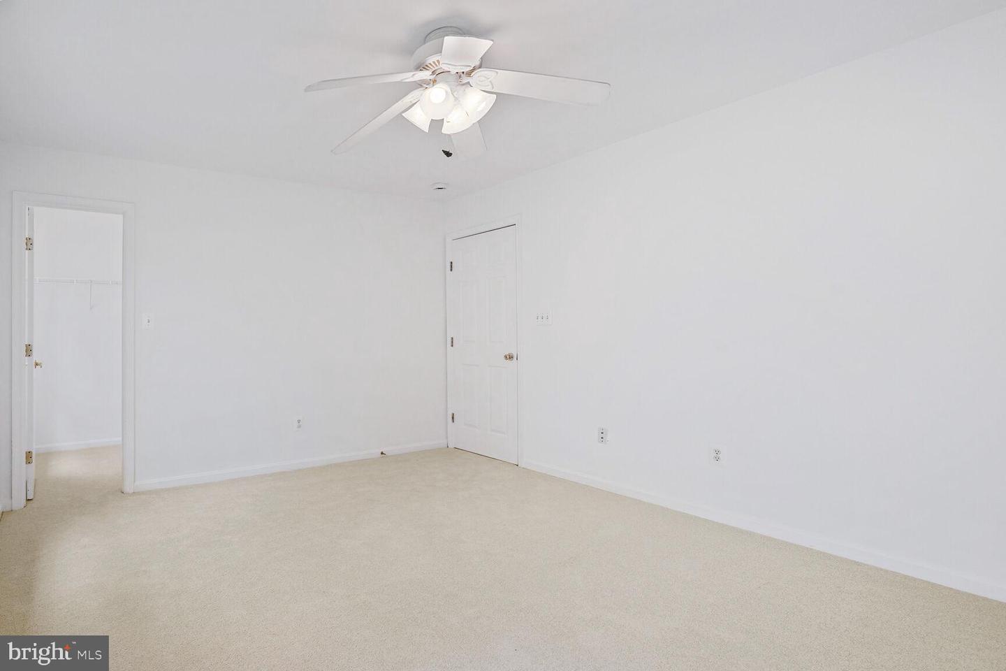 7011 LAWNWOOD CT, FORT BELVOIR, Virginia 22060, 4 Bedrooms Bedrooms, ,5 BathroomsBathrooms,Residential,For sale,7011 LAWNWOOD CT,VAFX2259146 MLS # VAFX2259146