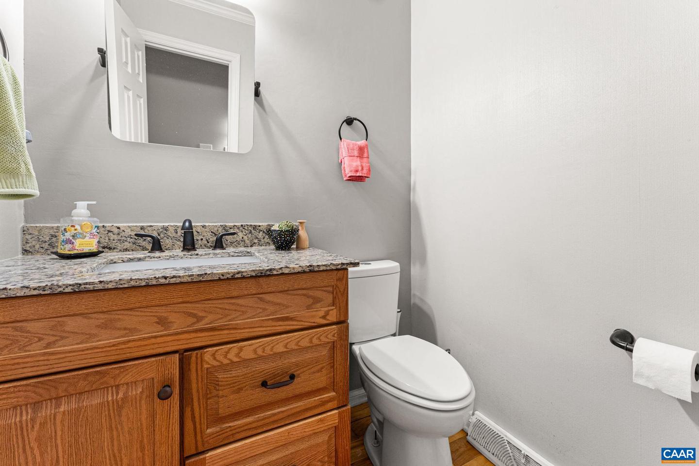 2 SHANNON PL, STAUNTON, Virginia 24401, 3 Bedrooms Bedrooms, ,2 BathroomsBathrooms,Residential,For sale,2 SHANNON PL,667419 MLS # 667419