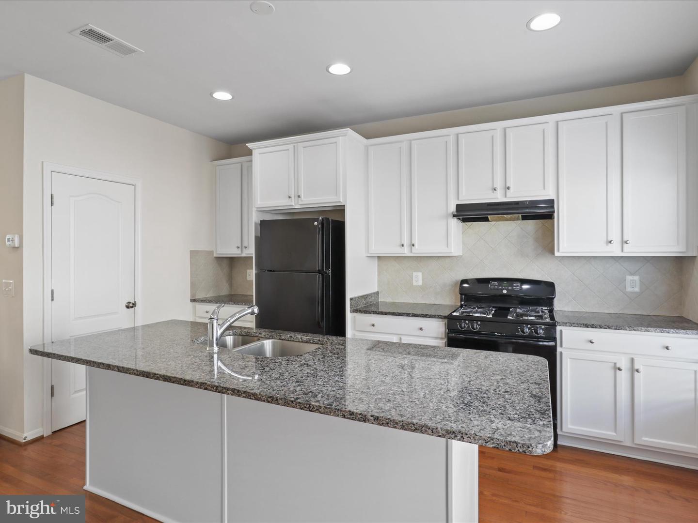 43381 RICKENBACKER SQ, ASHBURN, Virginia 20147, 4 Bedrooms Bedrooms, ,3 BathroomsBathrooms,Residential,For sale,43381 RICKENBACKER SQ,VALO2103800 MLS # VALO2103800