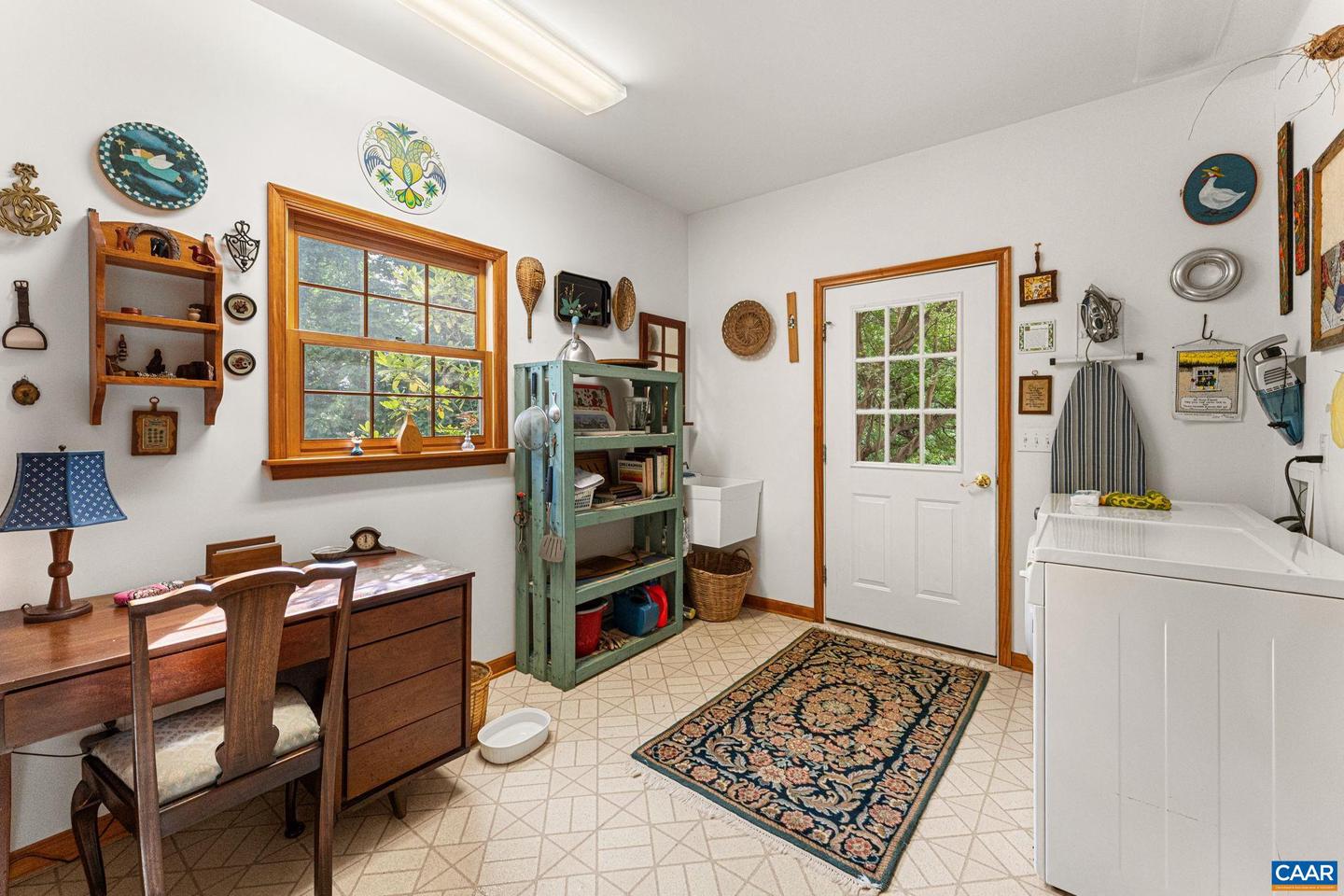 690 PAGE ST, SCOTTSVILLE, Virginia 24590, 3 Bedrooms Bedrooms, ,4 BathroomsBathrooms,Residential,For sale,690 PAGE ST,667421 MLS # 667421