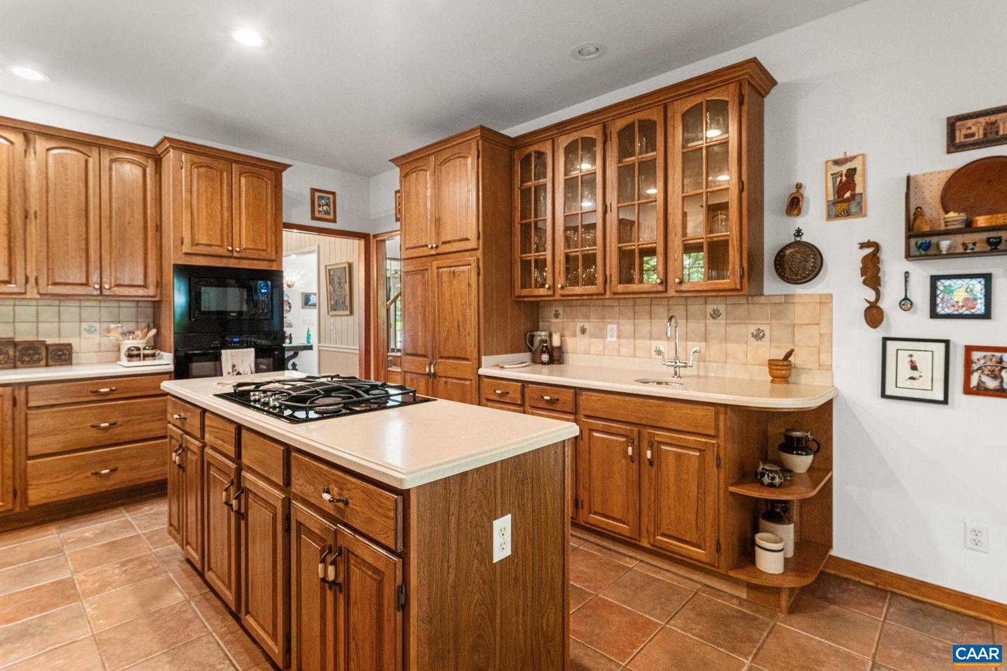 690 PAGE ST, SCOTTSVILLE, Virginia 24590, 3 Bedrooms Bedrooms, ,4 BathroomsBathrooms,Residential,For sale,690 PAGE ST,667421 MLS # 667421
