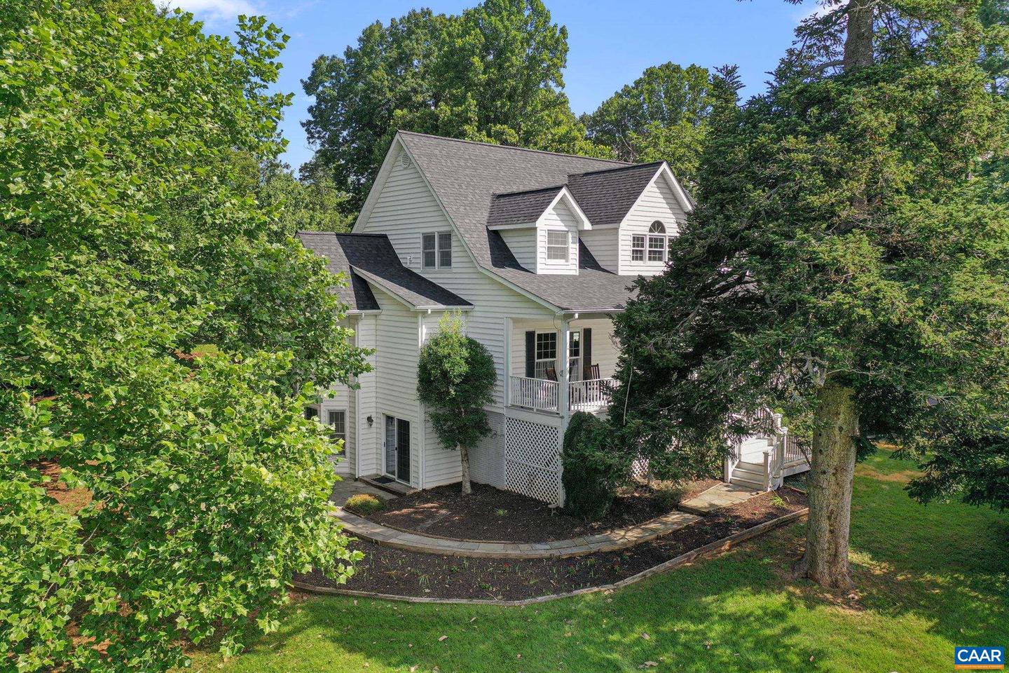690 PAGE ST, SCOTTSVILLE, Virginia 24590, 3 Bedrooms Bedrooms, ,4 BathroomsBathrooms,Residential,For sale,690 PAGE ST,667421 MLS # 667421