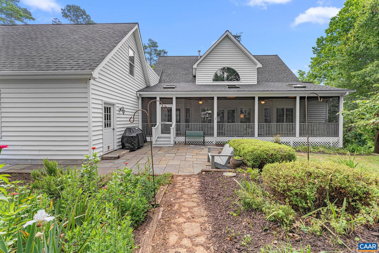 690 PAGE ST, SCOTTSVILLE, Virginia 24590, 3 Bedrooms Bedrooms, ,4 BathroomsBathrooms,Residential,For sale,690 PAGE ST,667421 MLS # 667421