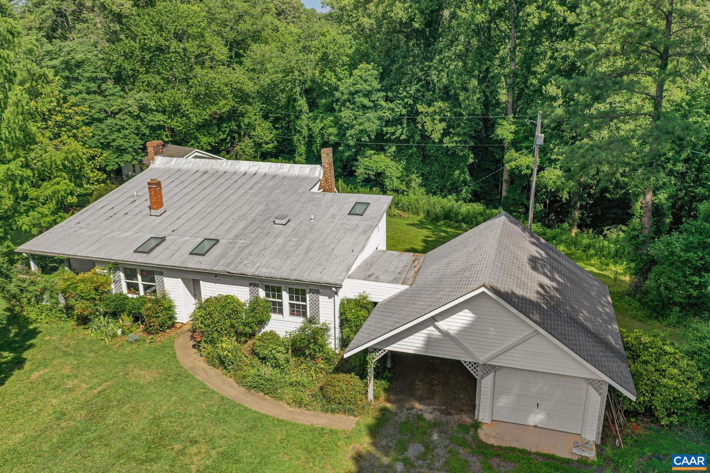 690 PAGE ST, SCOTTSVILLE, Virginia 24590, 3 Bedrooms Bedrooms, ,4 BathroomsBathrooms,Residential,For sale,690 PAGE ST,667421 MLS # 667421