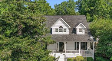 690 PAGE ST, SCOTTSVILLE, Virginia 24590, 3 Bedrooms Bedrooms, ,4 BathroomsBathrooms,Residential,For sale,690 PAGE ST,667421 MLS # 667421