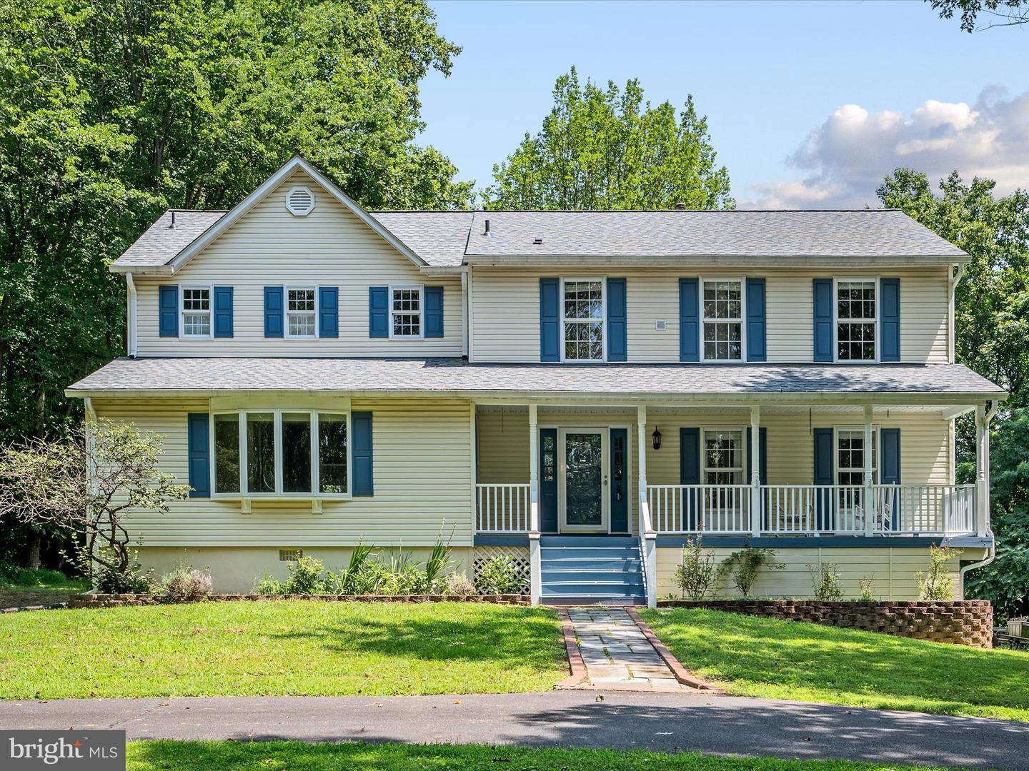 35298 SCOTLAND HEIGHTS RD, ROUND HILL, Virginia 20141, 5 Bedrooms Bedrooms, ,3 BathroomsBathrooms,Residential,For sale,35298 SCOTLAND HEIGHTS RD,VALO2087918 MLS # VALO2087918