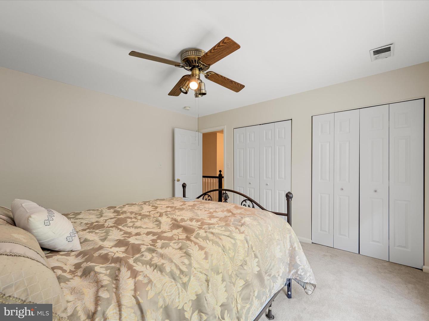 35298 SCOTLAND HEIGHTS RD, ROUND HILL, Virginia 20141, 5 Bedrooms Bedrooms, ,3 BathroomsBathrooms,Residential,For sale,35298 SCOTLAND HEIGHTS RD,VALO2087918 MLS # VALO2087918