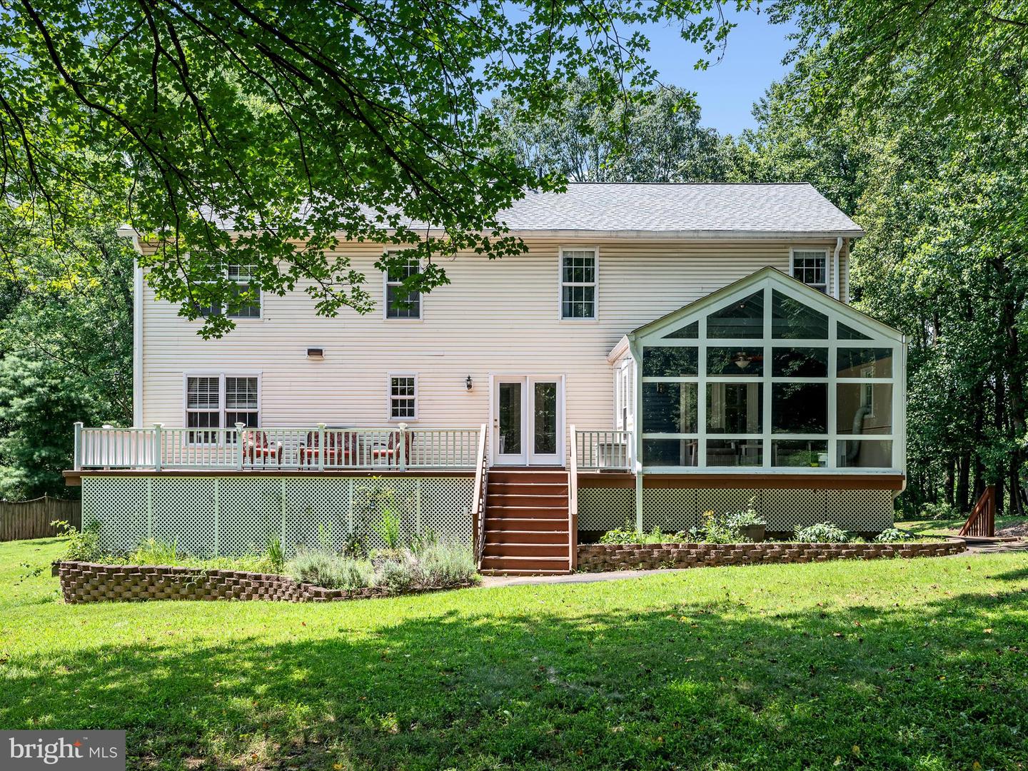 35298 SCOTLAND HEIGHTS RD, ROUND HILL, Virginia 20141, 5 Bedrooms Bedrooms, ,3 BathroomsBathrooms,Residential,For sale,35298 SCOTLAND HEIGHTS RD,VALO2087918 MLS # VALO2087918