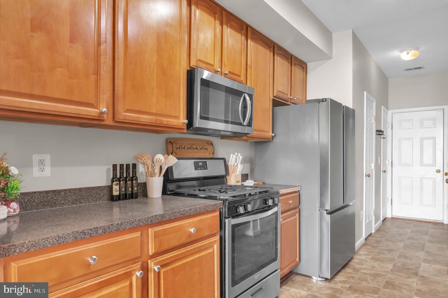 12947 CORREEN HILLS DR, BRISTOW, Virginia 20136, 3 Bedrooms Bedrooms, ,2 BathroomsBathrooms,Residential,For sale,12947 CORREEN HILLS DR,VAPW2087742 MLS # VAPW2087742