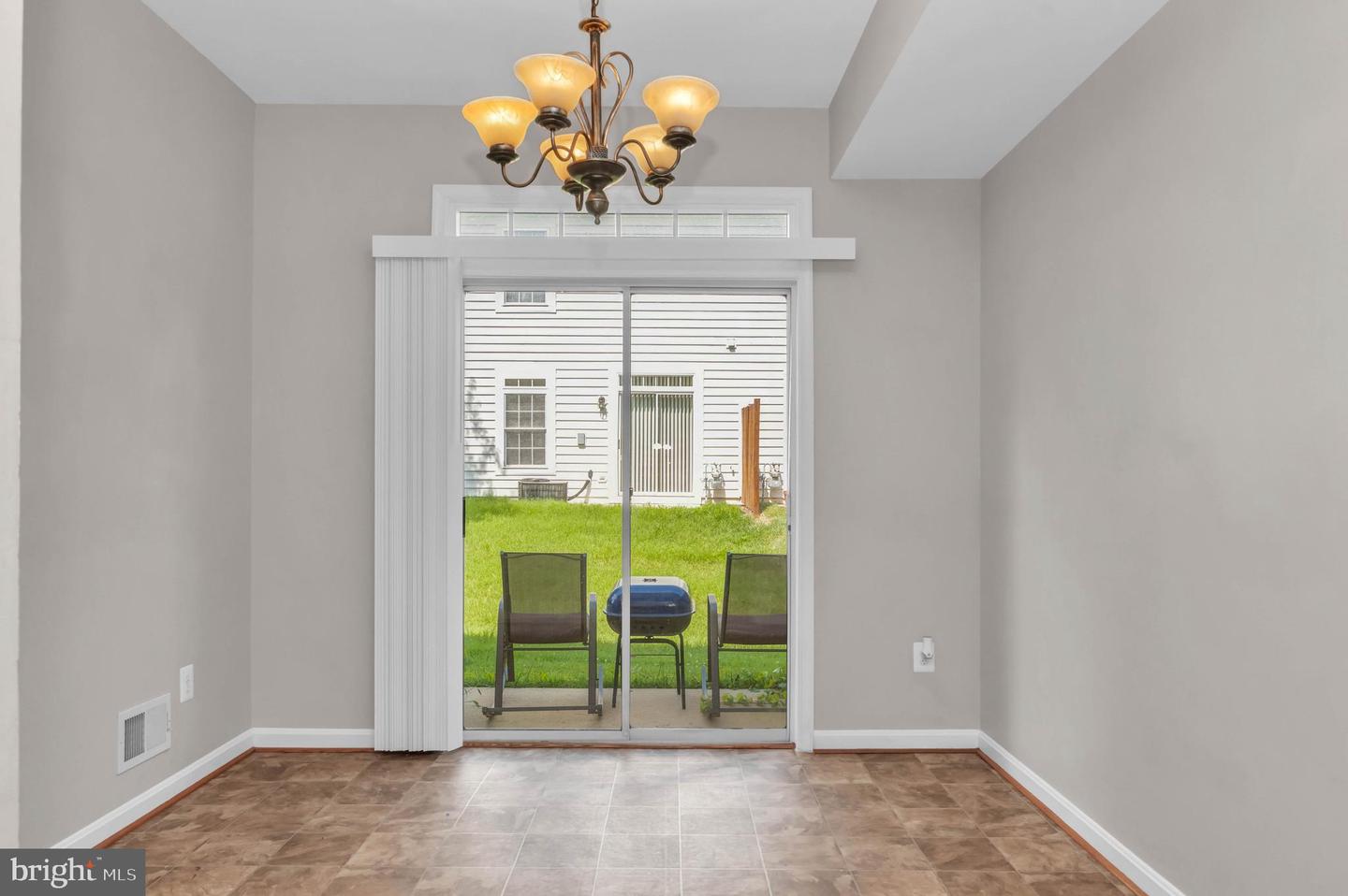 12947 CORREEN HILLS DR, BRISTOW, Virginia 20136, 3 Bedrooms Bedrooms, ,2 BathroomsBathrooms,Residential,For sale,12947 CORREEN HILLS DR,VAPW2087742 MLS # VAPW2087742