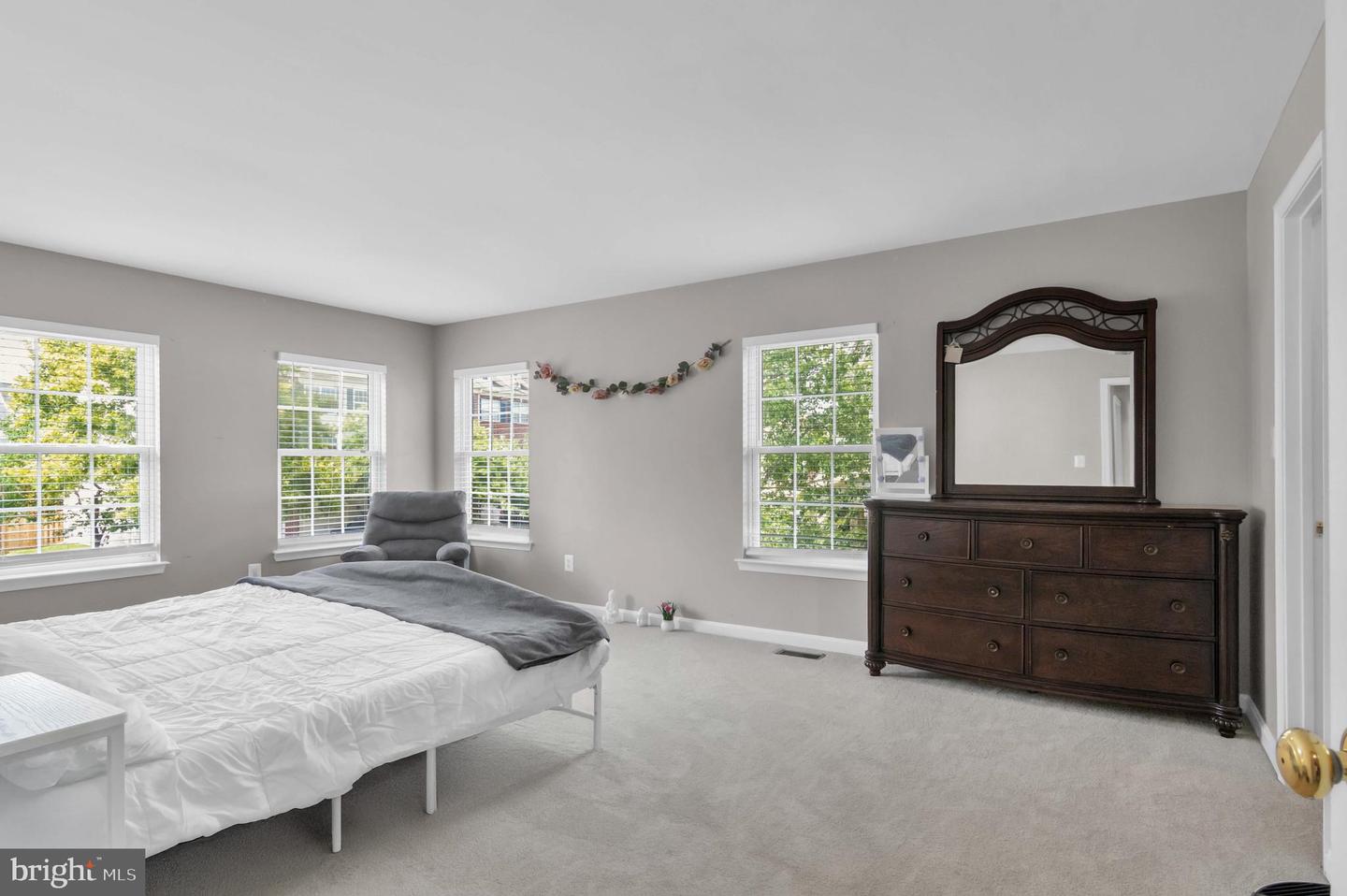 12947 CORREEN HILLS DR, BRISTOW, Virginia 20136, 3 Bedrooms Bedrooms, ,2 BathroomsBathrooms,Residential,For sale,12947 CORREEN HILLS DR,VAPW2087742 MLS # VAPW2087742