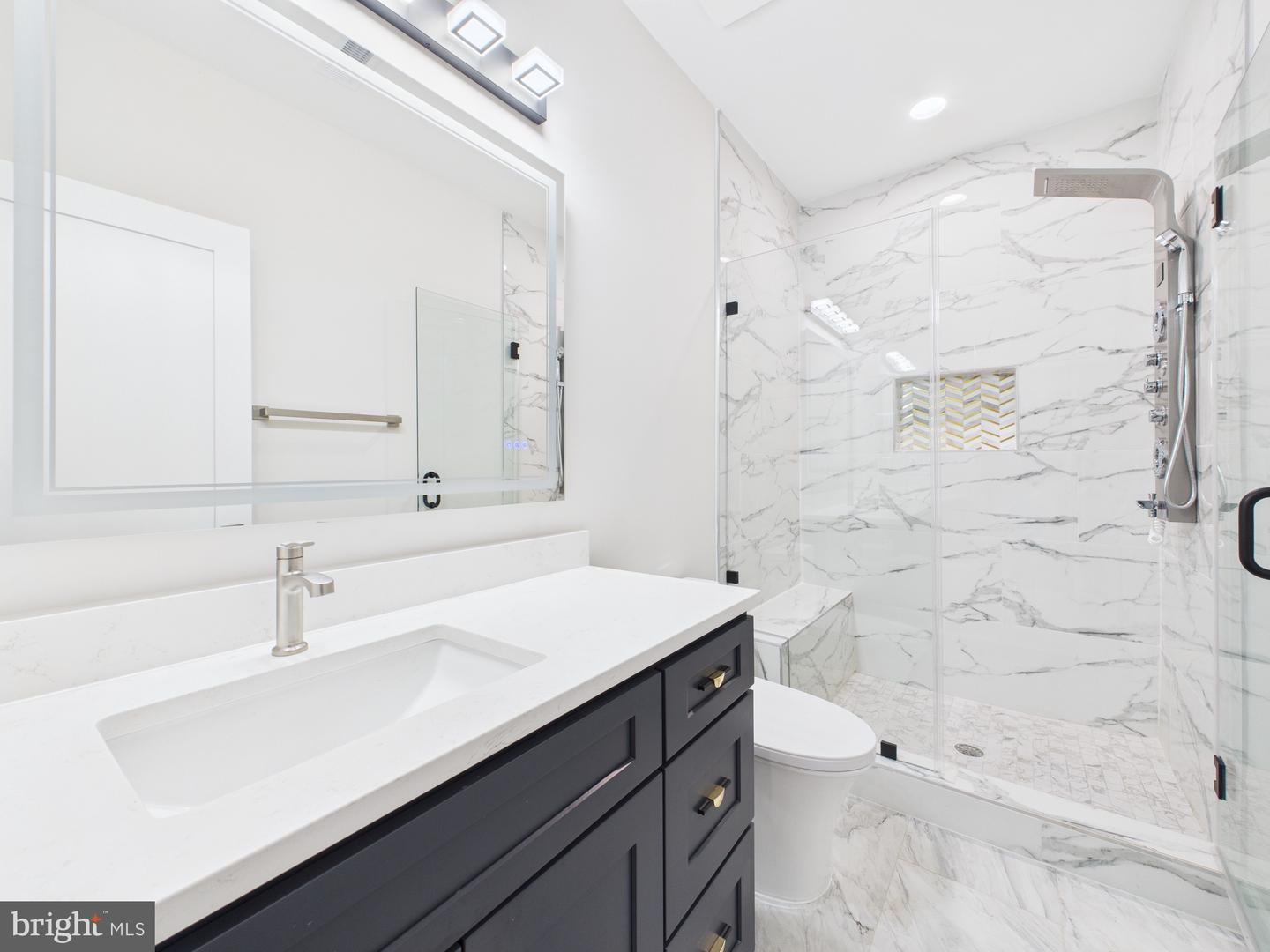 9900 BARBARA ANN LN, FAIRFAX, Virginia 22032, 6 Bedrooms Bedrooms, ,6 BathroomsBathrooms,Residential,For sale,9900 BARBARA ANN LN,VAFC2005970 MLS # VAFC2005970 9900 BARBARA ANN LN, FAIRFAX, Virginia 22032, 6 Bedrooms Bedrooms, ,6 BathroomsBathrooms,Residential,For sale,9900 BARBARA ANN LN,VAFC2005970 MLS # VAFC2005970