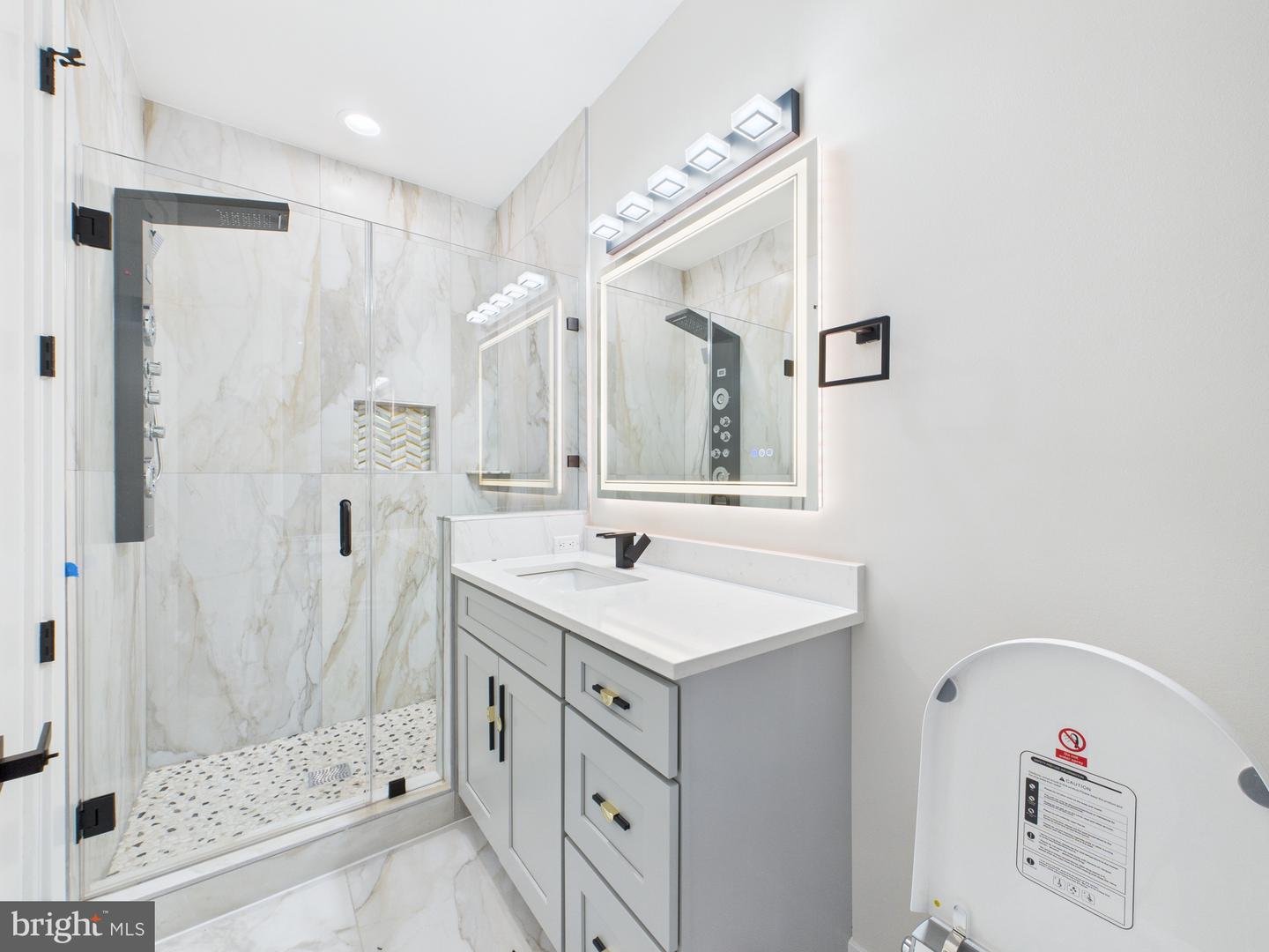 9900 BARBARA ANN LN, FAIRFAX, Virginia 22032, 6 Bedrooms Bedrooms, ,6 BathroomsBathrooms,Residential,For sale,9900 BARBARA ANN LN,VAFC2005970 MLS # VAFC2005970 9900 BARBARA ANN LN, FAIRFAX, Virginia 22032, 6 Bedrooms Bedrooms, ,6 BathroomsBathrooms,Residential,For sale,9900 BARBARA ANN LN,VAFC2005970 MLS # VAFC2005970