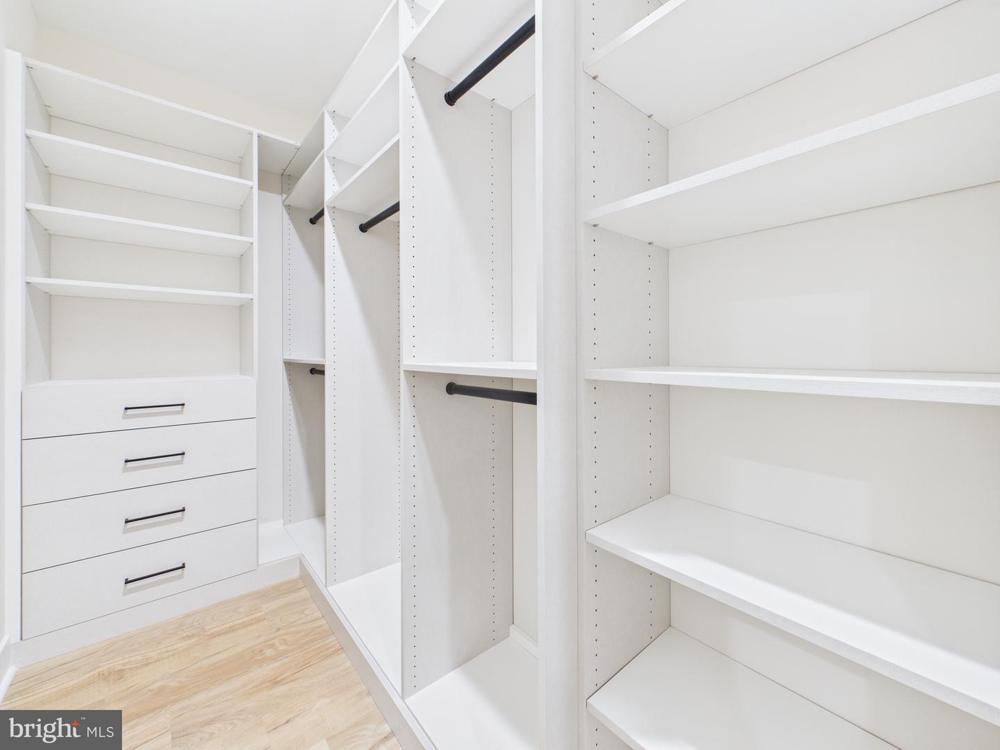 9900 BARBARA ANN LN, FAIRFAX, Virginia 22032, 6 Bedrooms Bedrooms, ,6 BathroomsBathrooms,Residential,For sale,9900 BARBARA ANN LN,VAFC2005970 MLS # VAFC2005970 9900 BARBARA ANN LN, FAIRFAX, Virginia 22032, 6 Bedrooms Bedrooms, ,6 BathroomsBathrooms,Residential,For sale,9900 BARBARA ANN LN,VAFC2005970 MLS # VAFC2005970