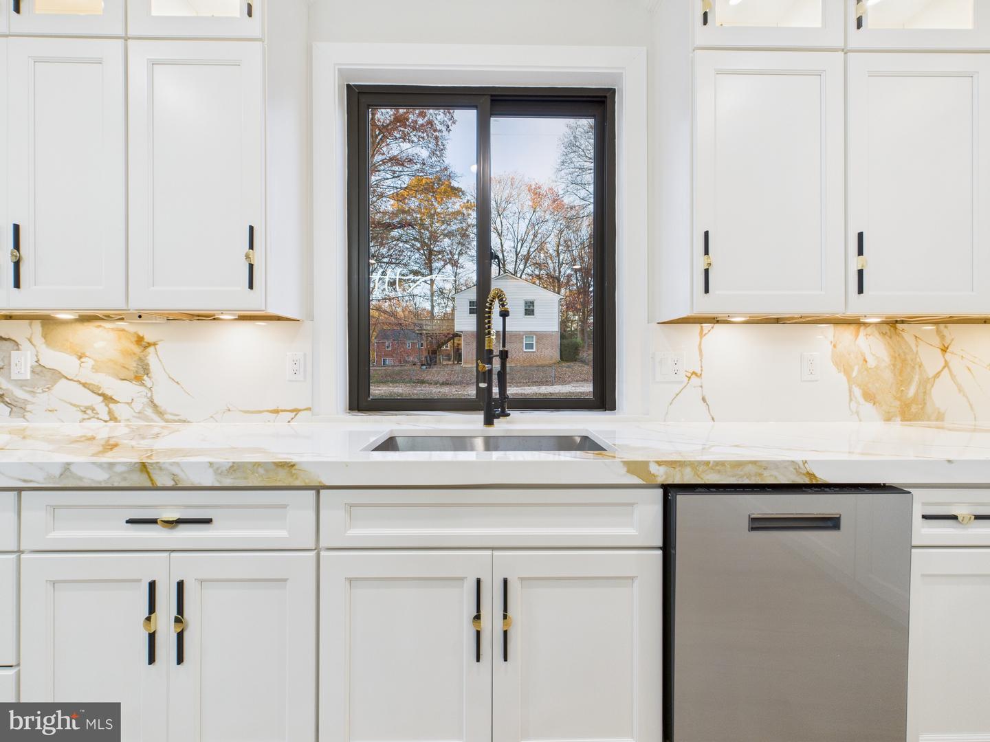 9900 BARBARA ANN LN, FAIRFAX, Virginia 22032, 6 Bedrooms Bedrooms, ,6 BathroomsBathrooms,Residential,For sale,9900 BARBARA ANN LN,VAFC2005970 MLS # VAFC2005970 9900 BARBARA ANN LN, FAIRFAX, Virginia 22032, 6 Bedrooms Bedrooms, ,6 BathroomsBathrooms,Residential,For sale,9900 BARBARA ANN LN,VAFC2005970 MLS # VAFC2005970