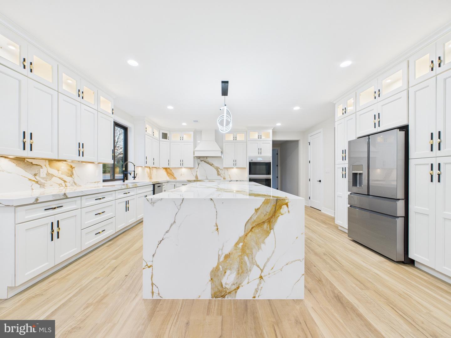 9900 BARBARA ANN LN, FAIRFAX, Virginia 22032, 6 Bedrooms Bedrooms, ,6 BathroomsBathrooms,Residential,For sale,9900 BARBARA ANN LN,VAFC2005970 MLS # VAFC2005970 9900 BARBARA ANN LN, FAIRFAX, Virginia 22032, 6 Bedrooms Bedrooms, ,6 BathroomsBathrooms,Residential,For sale,9900 BARBARA ANN LN,VAFC2005970 MLS # VAFC2005970