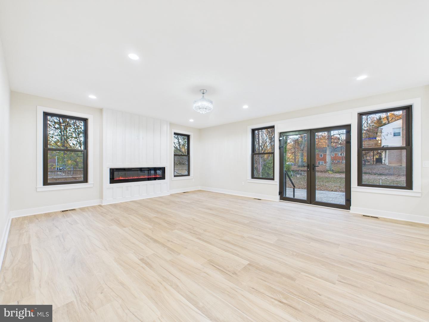 9900 BARBARA ANN LN, FAIRFAX, Virginia 22032, 6 Bedrooms Bedrooms, ,6 BathroomsBathrooms,Residential,For sale,9900 BARBARA ANN LN,VAFC2005970 MLS # VAFC2005970 9900 BARBARA ANN LN, FAIRFAX, Virginia 22032, 6 Bedrooms Bedrooms, ,6 BathroomsBathrooms,Residential,For sale,9900 BARBARA ANN LN,VAFC2005970 MLS # VAFC2005970