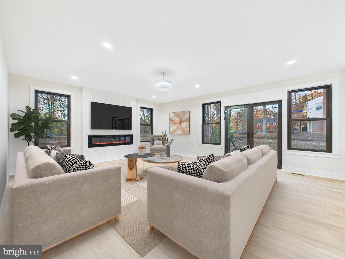 9900 BARBARA ANN LN, FAIRFAX, Virginia 22032, 6 Bedrooms Bedrooms, ,6 BathroomsBathrooms,Residential,For sale,9900 BARBARA ANN LN,VAFC2005970 MLS # VAFC2005970 9900 BARBARA ANN LN, FAIRFAX, Virginia 22032, 6 Bedrooms Bedrooms, ,6 BathroomsBathrooms,Residential,For sale,9900 BARBARA ANN LN,VAFC2005970 MLS # VAFC2005970