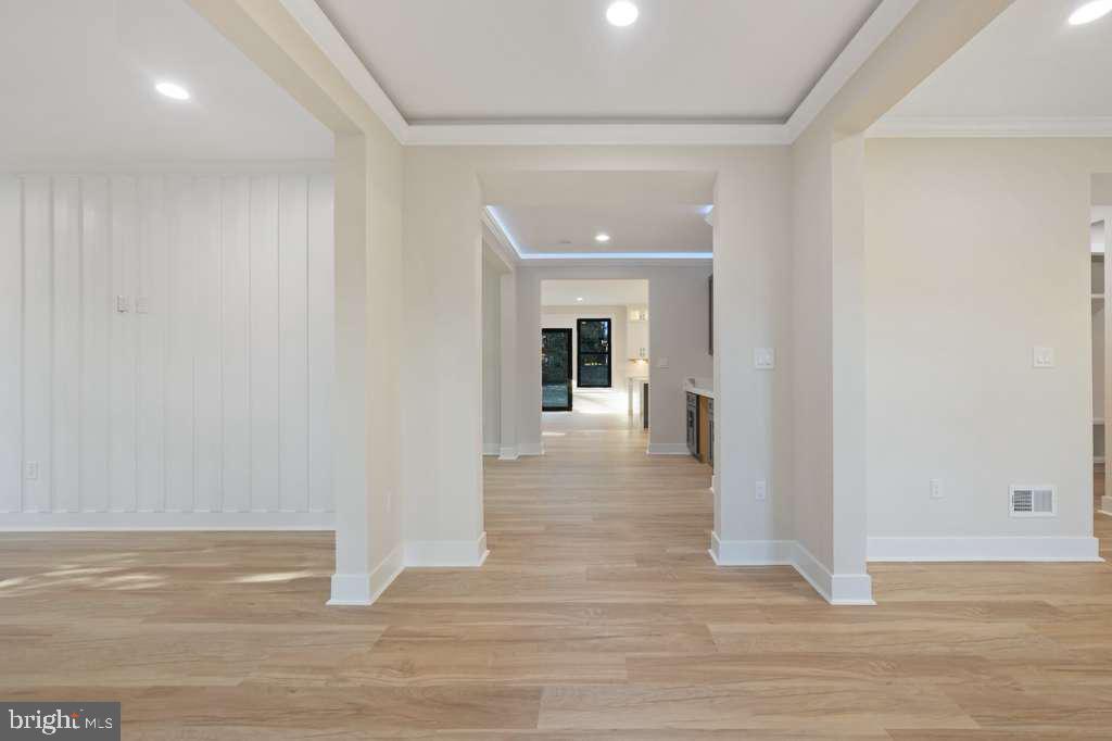 9900 BARBARA ANN LN, FAIRFAX, Virginia 22032, 6 Bedrooms Bedrooms, ,6 BathroomsBathrooms,Residential,For sale,9900 BARBARA ANN LN,VAFC2005970 MLS # VAFC2005970 9900 BARBARA ANN LN, FAIRFAX, Virginia 22032, 6 Bedrooms Bedrooms, ,6 BathroomsBathrooms,Residential,For sale,9900 BARBARA ANN LN,VAFC2005970 MLS # VAFC2005970