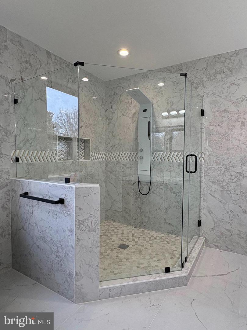 9900 BARBARA ANN LN, FAIRFAX, Virginia 22032, 6 Bedrooms Bedrooms, ,6 BathroomsBathrooms,Residential,For sale,9900 BARBARA ANN LN,VAFC2005970 MLS # VAFC2005970 9900 BARBARA ANN LN, FAIRFAX, Virginia 22032, 6 Bedrooms Bedrooms, ,6 BathroomsBathrooms,Residential,For sale,9900 BARBARA ANN LN,VAFC2005970 MLS # VAFC2005970