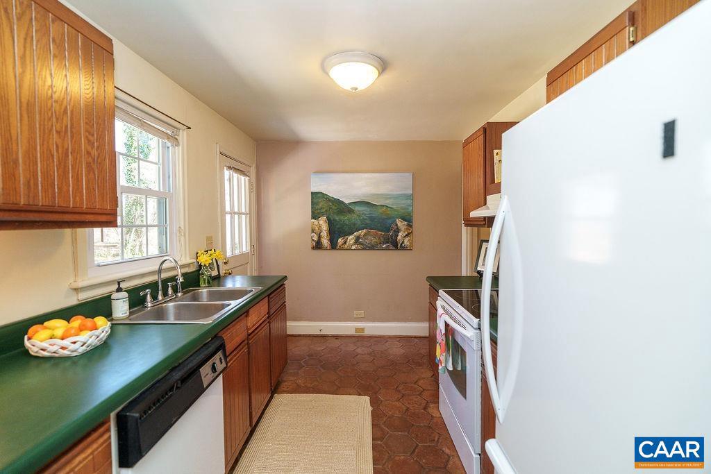 1433 PLYMOUTH RD, CHARLOTTESVILLE, Virginia 22901, 2 Bedrooms Bedrooms, ,1 BathroomBathrooms,Residential,For sale,1433 PLYMOUTH RD,662526 MLS # 662526