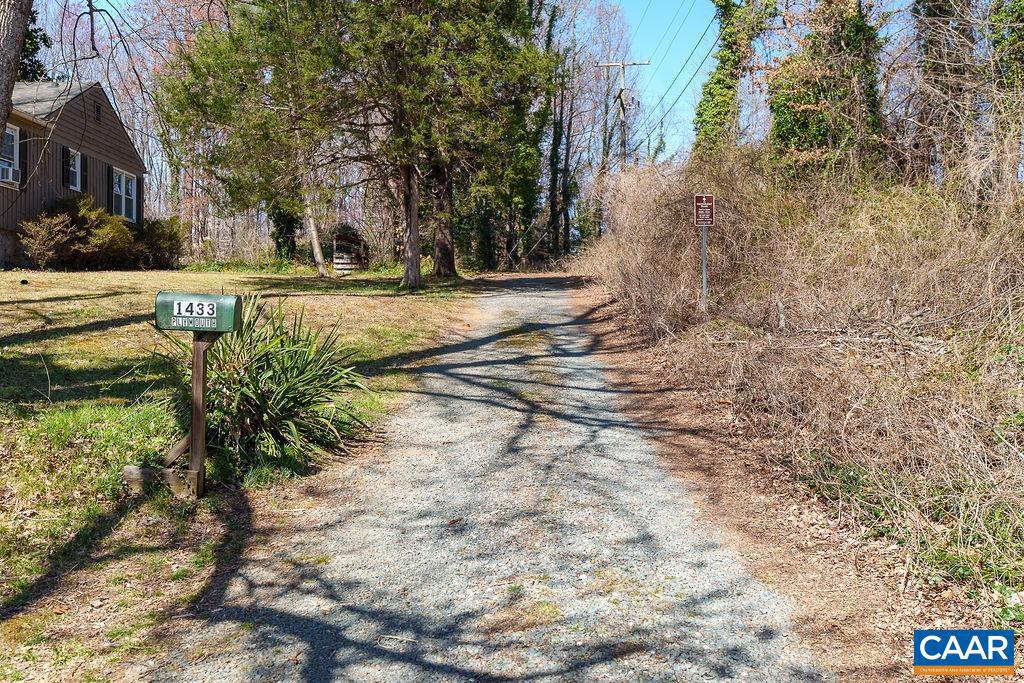 1433 PLYMOUTH RD, CHARLOTTESVILLE, Virginia 22901, 2 Bedrooms Bedrooms, ,1 BathroomBathrooms,Residential,For sale,1433 PLYMOUTH RD,662526 MLS # 662526