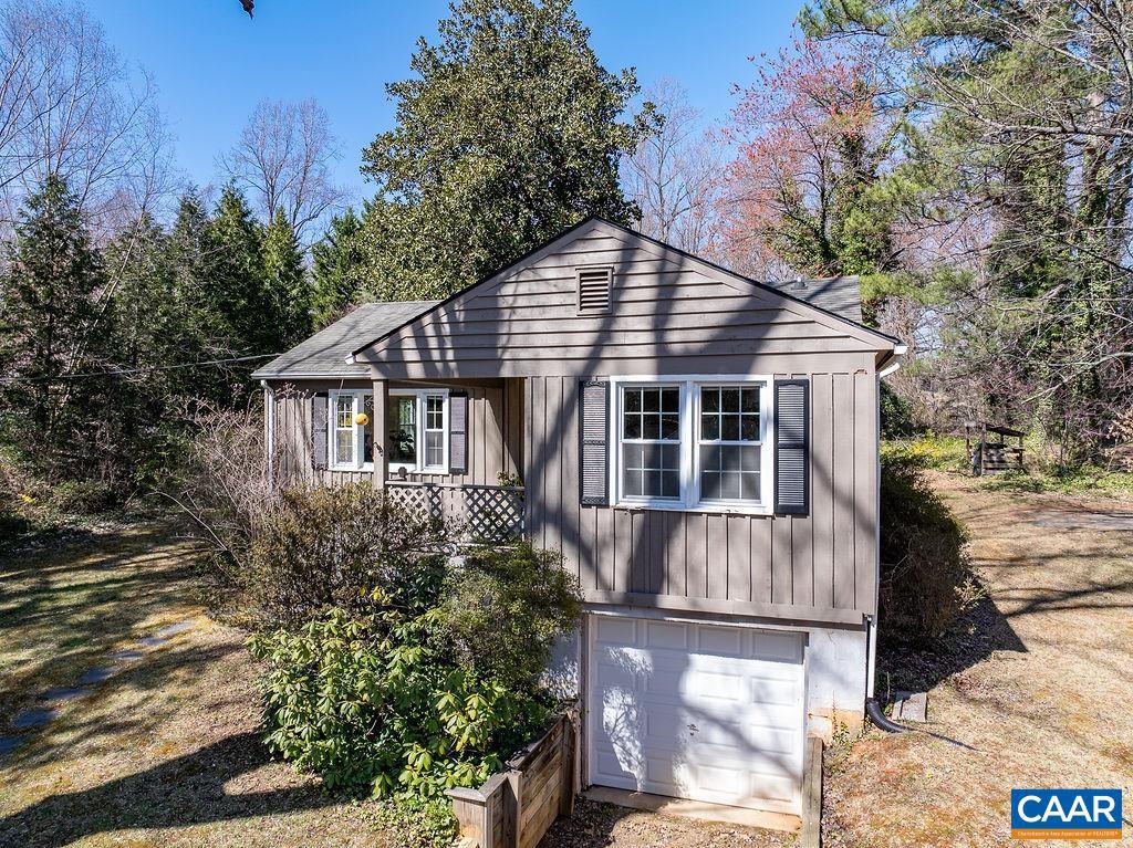 1433 PLYMOUTH RD, CHARLOTTESVILLE, Virginia 22901, 2 Bedrooms Bedrooms, ,1 BathroomBathrooms,Residential,For sale,1433 PLYMOUTH RD,662526 MLS # 662526