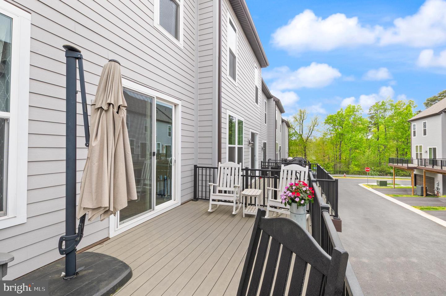 2495 LIBERTY LOOP, HERNDON, Virginia 20171, 3 Bedrooms Bedrooms, ,2 BathroomsBathrooms,Residential,For sale,2495 LIBERTY LOOP,VAFX2233370 MLS # VAFX2233370