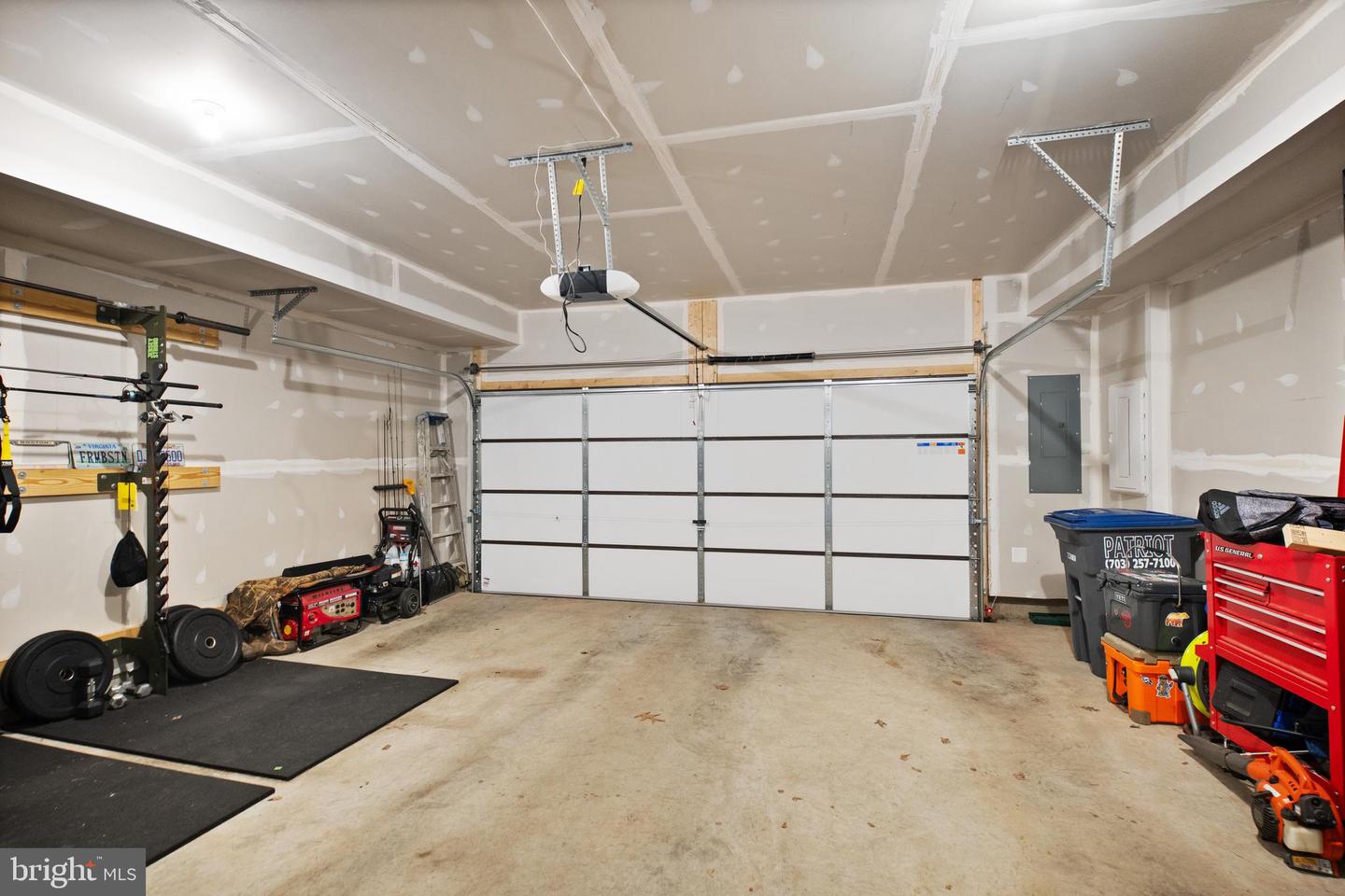 2495 LIBERTY LOOP, HERNDON, Virginia 20171, 3 Bedrooms Bedrooms, ,2 BathroomsBathrooms,Residential,For sale,2495 LIBERTY LOOP,VAFX2233370 MLS # VAFX2233370