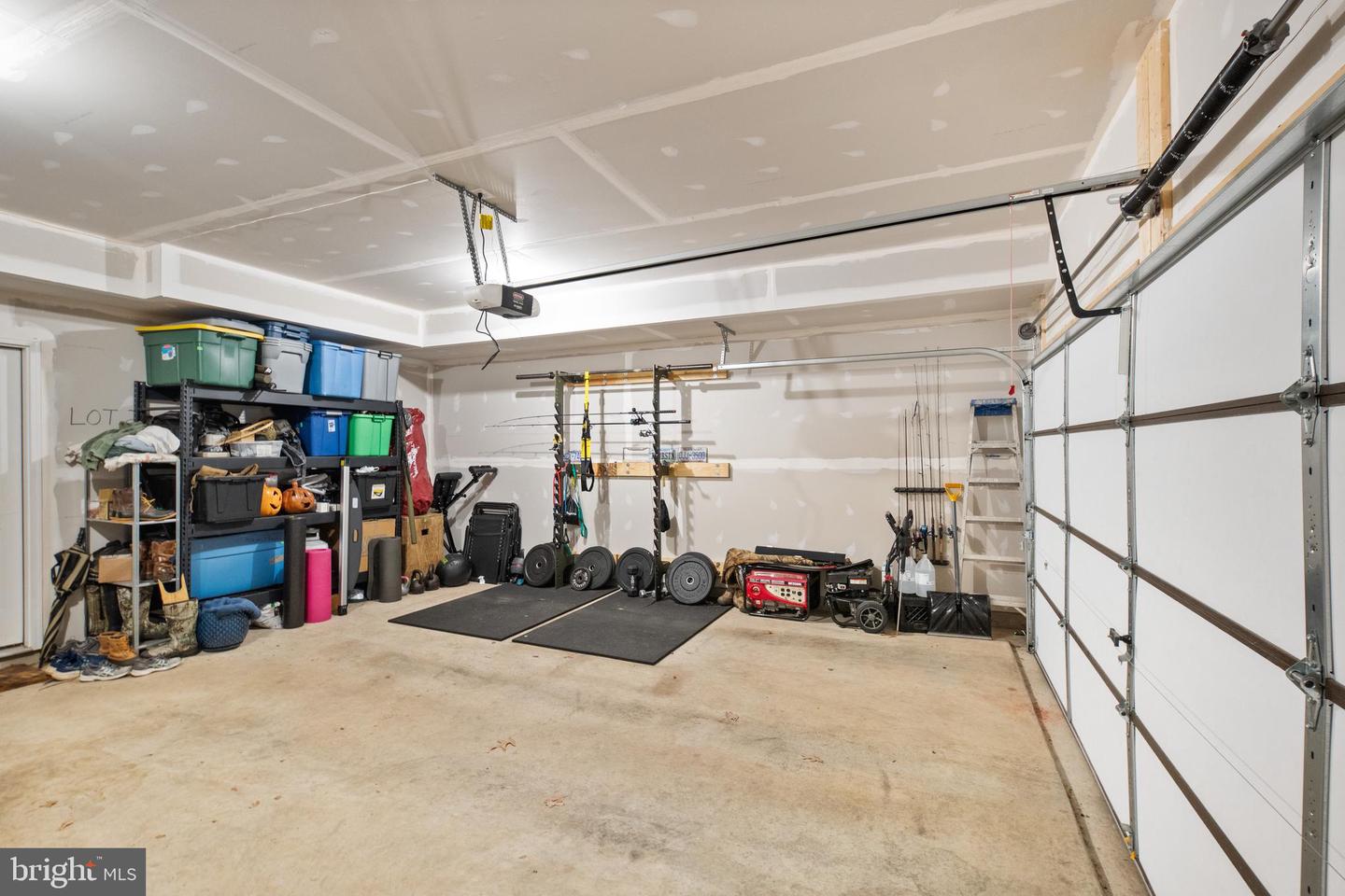 2495 LIBERTY LOOP, HERNDON, Virginia 20171, 3 Bedrooms Bedrooms, ,2 BathroomsBathrooms,Residential,For sale,2495 LIBERTY LOOP,VAFX2233370 MLS # VAFX2233370