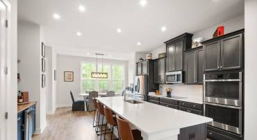 2495 LIBERTY LOOP, HERNDON, Virginia 20171, 3 Bedrooms Bedrooms, ,2 BathroomsBathrooms,Residential,For sale,2495 LIBERTY LOOP,VAFX2233370 MLS # VAFX2233370