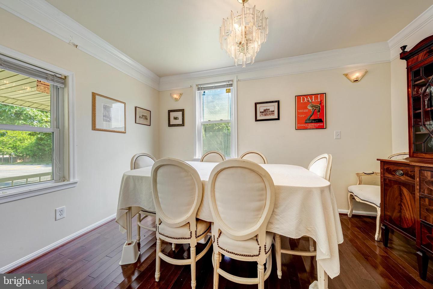 2231 WILLIAMS AVE, VIENNA, Virginia 22182, 5 Bedrooms Bedrooms, ,4 BathroomsBathrooms,Residential,For sale,2231 WILLIAMS AVE,VAFX2233656 MLS # VAFX2233656