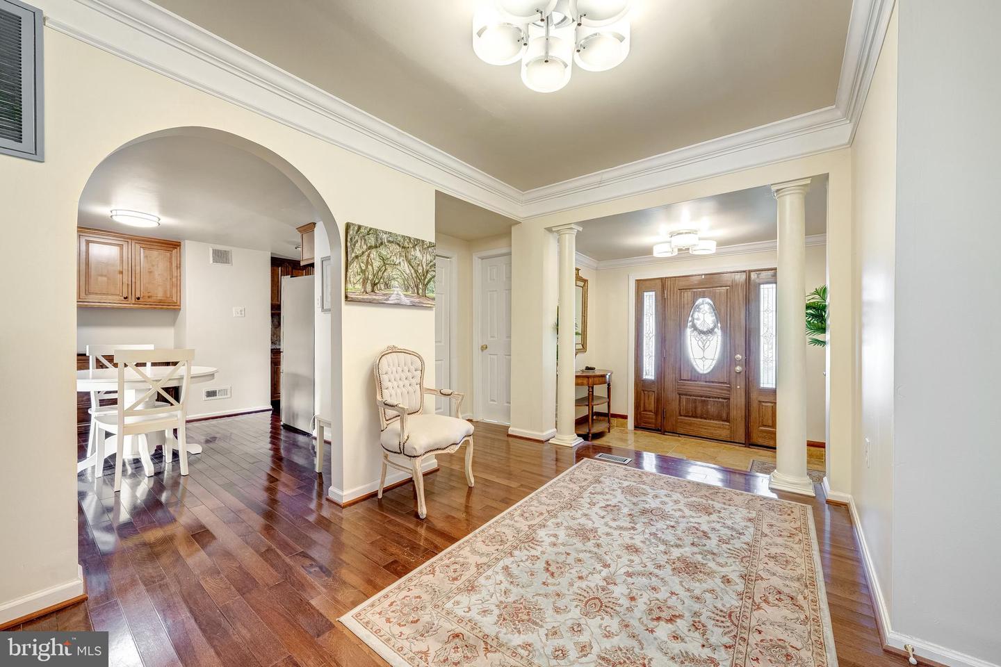 2231 WILLIAMS AVE, VIENNA, Virginia 22182, 5 Bedrooms Bedrooms, ,4 BathroomsBathrooms,Residential,For sale,2231 WILLIAMS AVE,VAFX2233656 MLS # VAFX2233656