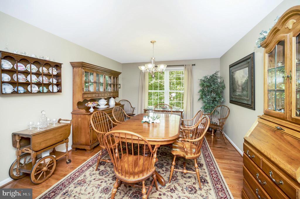142 LARKSPUR LN, LOCUST GROVE, Virginia 22508, 4 Bedrooms Bedrooms, ,3 BathroomsBathrooms,Residential,142 LARKSPUR LN,VAOR2010374 MLS # VAOR2010374