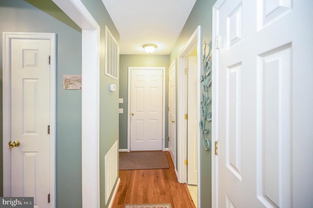142 LARKSPUR LN, LOCUST GROVE, Virginia 22508, 4 Bedrooms Bedrooms, ,3 BathroomsBathrooms,Residential,142 LARKSPUR LN,VAOR2010374 MLS # VAOR2010374
