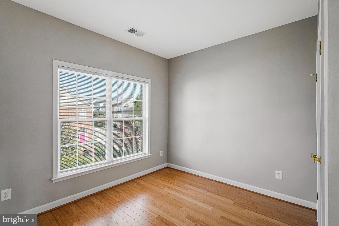 19086 PILEATED TER, LEESBURG, Virginia 20176, 3 Bedrooms Bedrooms, ,2 BathroomsBathrooms,Residential,For sale,19086 PILEATED TER,VALO2097318 MLS # VALO2097318