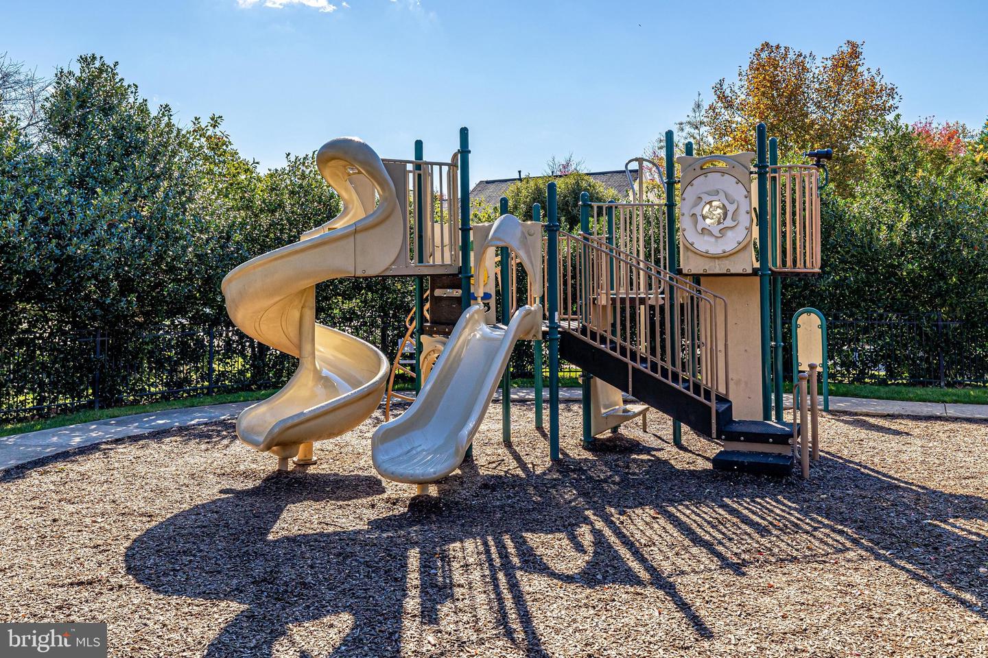 19086 PILEATED TER, LEESBURG, Virginia 20176, 3 Bedrooms Bedrooms, ,2 BathroomsBathrooms,Residential,For sale,19086 PILEATED TER,VALO2097318 MLS # VALO2097318