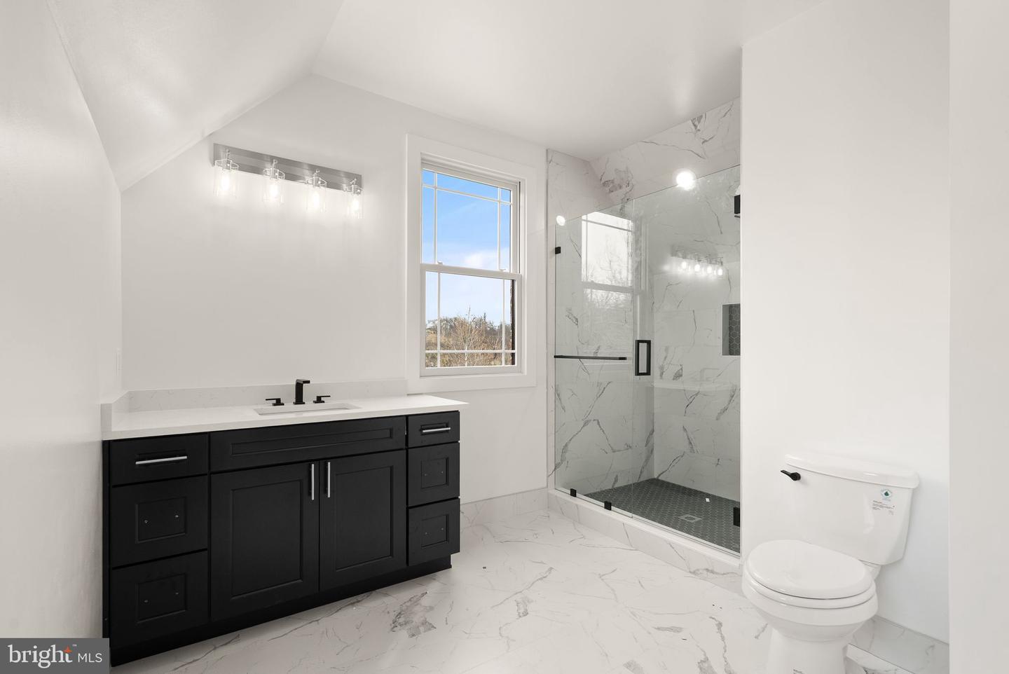 40925 ALYSHEBA DR, LEESBURG, Virginia 20176, 6 Bedrooms Bedrooms, ,8 BathroomsBathrooms,Residential,For sale,40925 ALYSHEBA DR,VALO2098364 MLS # VALO2098364