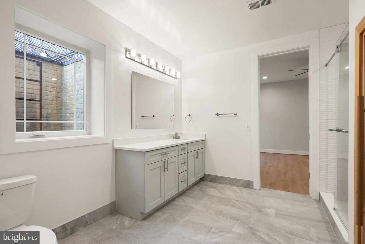 40925 ALYSHEBA DR, LEESBURG, Virginia 20176, 6 Bedrooms Bedrooms, ,8 BathroomsBathrooms,Residential,For sale,40925 ALYSHEBA DR,VALO2098364 MLS # VALO2098364