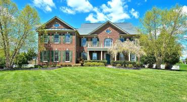 14494 CHAMBERRY CIR, HAYMARKET, Virginia 20169, 5 Bedrooms Bedrooms, ,5 BathroomsBathrooms,Residential,For sale,14494 CHAMBERRY CIR,VAPW2096684 MLS # VAPW2096684