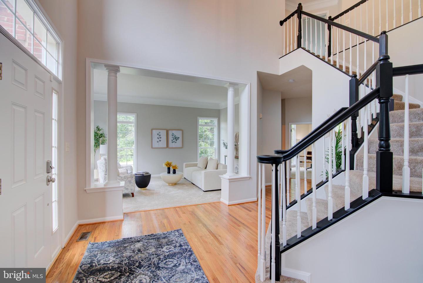 42346 PONDEROSA DR, CHANTILLY, Virginia 20152, 5 Bedrooms Bedrooms, ,4 BathroomsBathrooms,Residential,For sale,42346 PONDEROSA DR,VALO2099316 MLS # VALO2099316