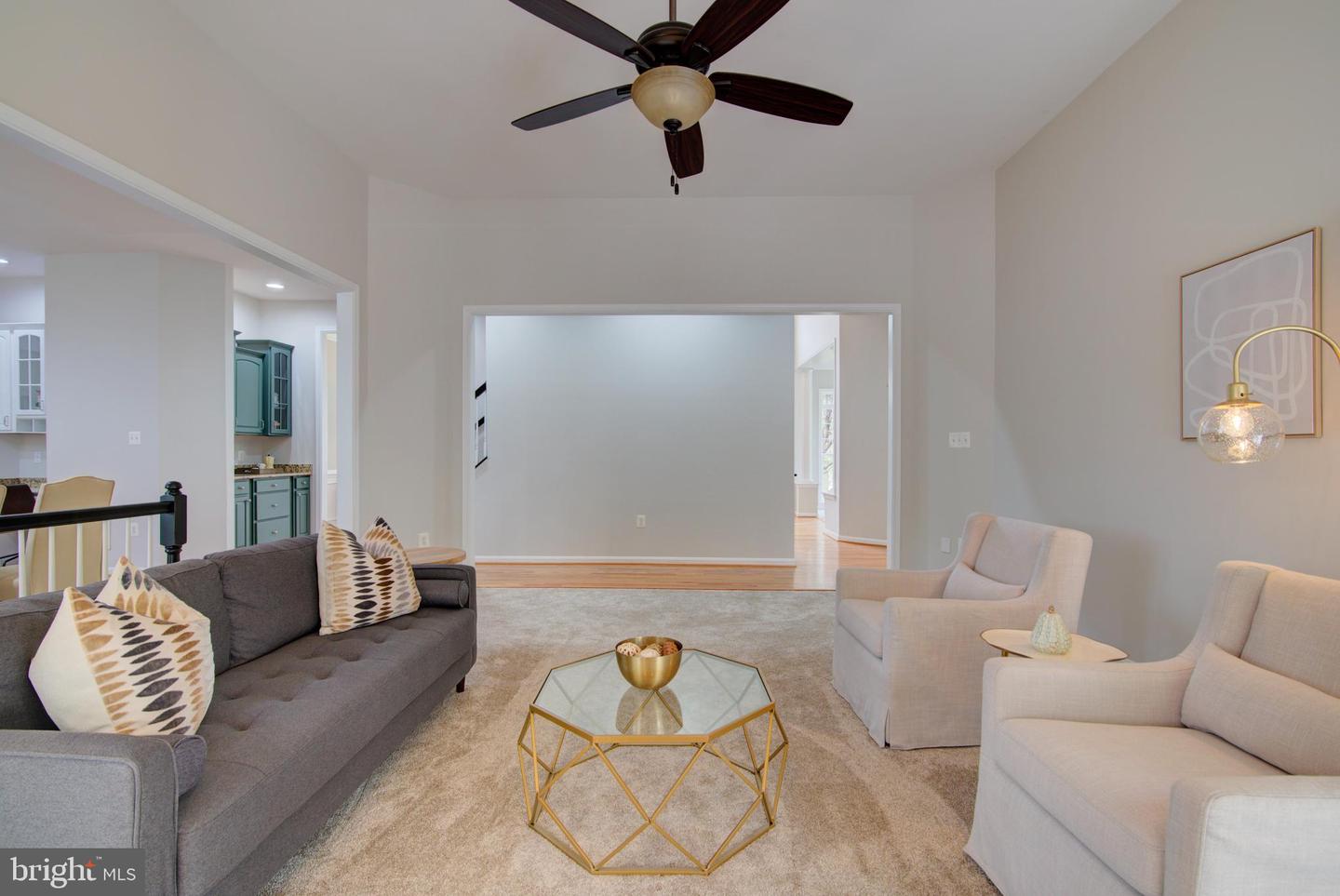 42346 PONDEROSA DR, CHANTILLY, Virginia 20152, 5 Bedrooms Bedrooms, ,4 BathroomsBathrooms,Residential,For sale,42346 PONDEROSA DR,VALO2099316 MLS # VALO2099316