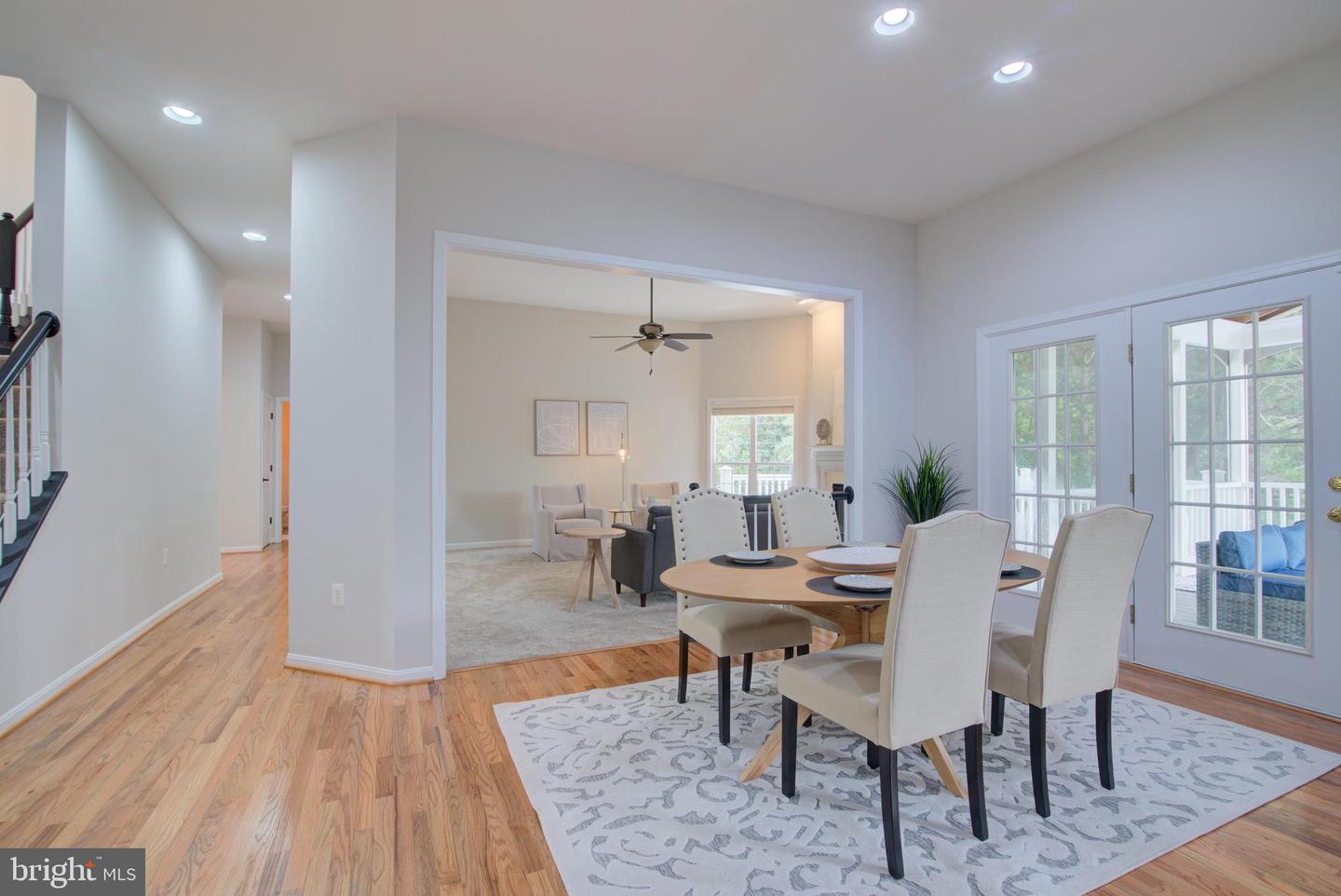 42346 PONDEROSA DR, CHANTILLY, Virginia 20152, 5 Bedrooms Bedrooms, ,4 BathroomsBathrooms,Residential,For sale,42346 PONDEROSA DR,VALO2099316 MLS # VALO2099316