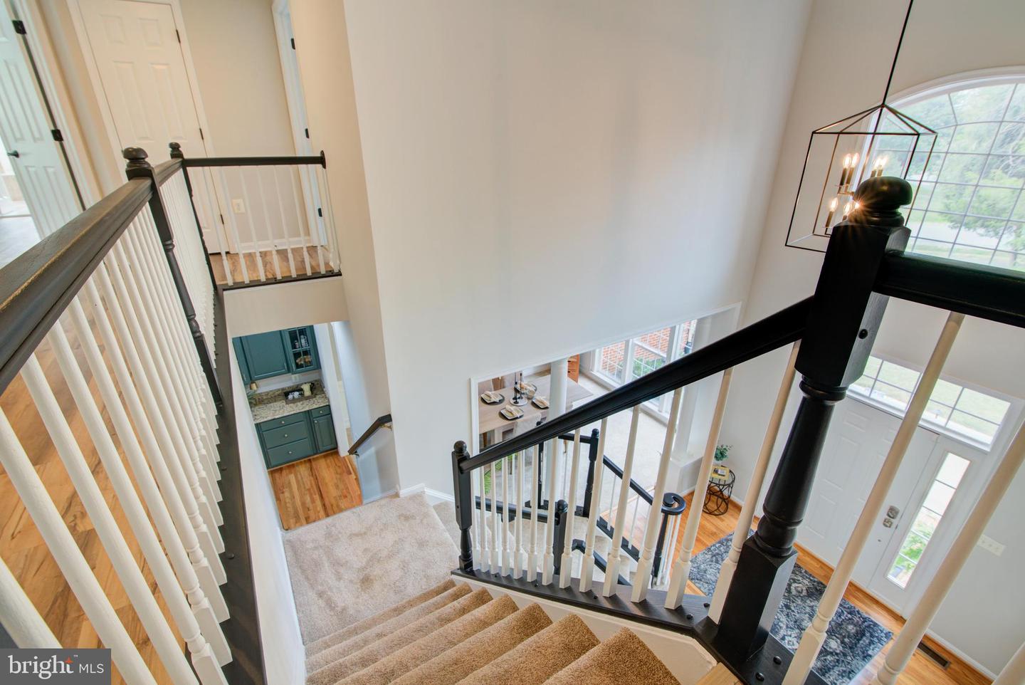 42346 PONDEROSA DR, CHANTILLY, Virginia 20152, 5 Bedrooms Bedrooms, ,4 BathroomsBathrooms,Residential,For sale,42346 PONDEROSA DR,VALO2099316 MLS # VALO2099316