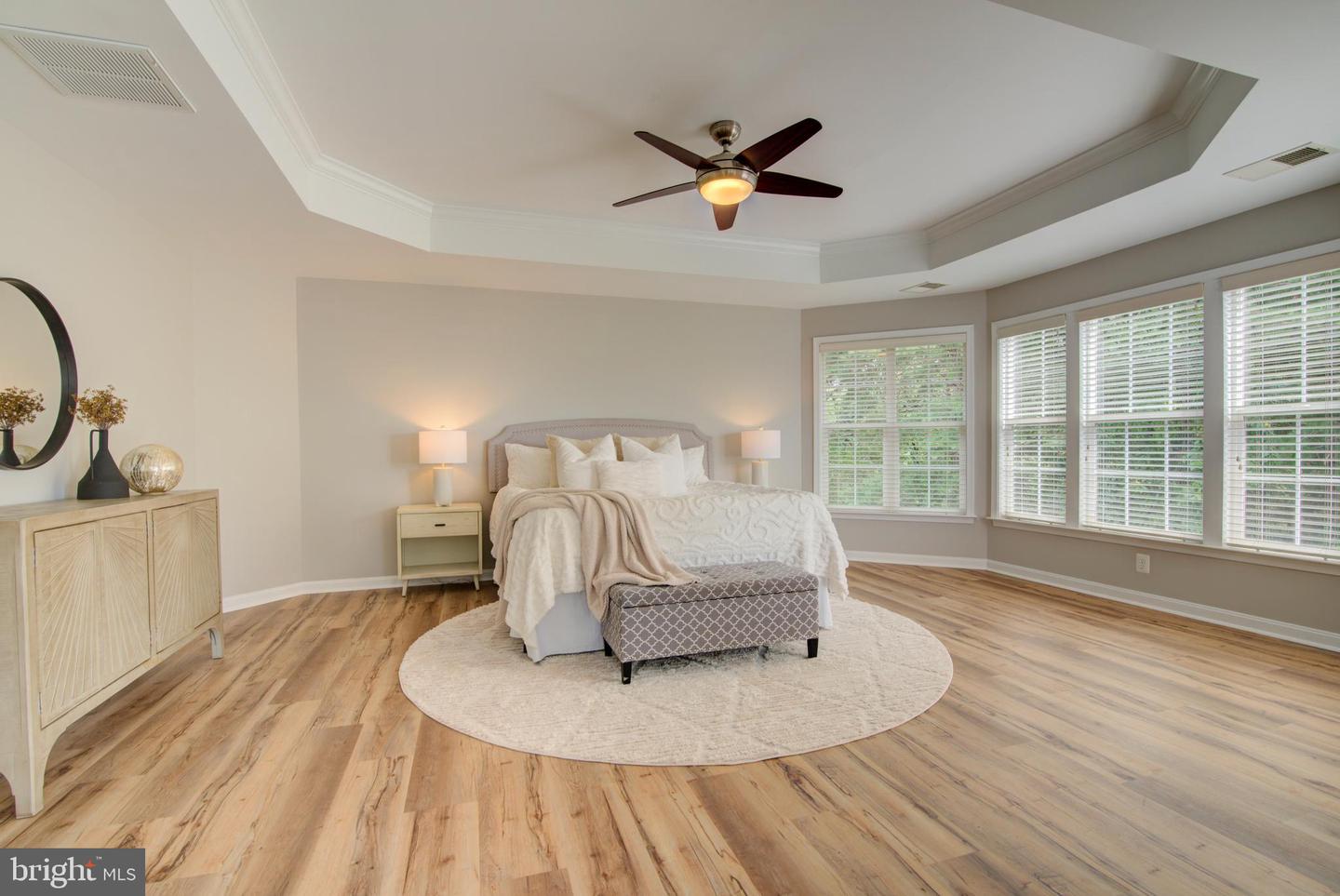 42346 PONDEROSA DR, CHANTILLY, Virginia 20152, 5 Bedrooms Bedrooms, ,4 BathroomsBathrooms,Residential,For sale,42346 PONDEROSA DR,VALO2099316 MLS # VALO2099316