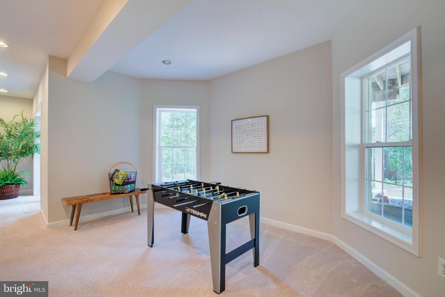 42346 PONDEROSA DR, CHANTILLY, Virginia 20152, 5 Bedrooms Bedrooms, ,4 BathroomsBathrooms,Residential,For sale,42346 PONDEROSA DR,VALO2099316 MLS # VALO2099316